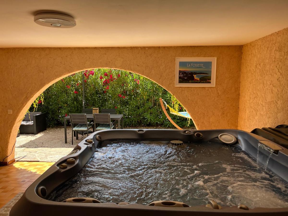Bas De Villa 70M2 Independant Avec Espace Jacuzzi Prive Le Lavandou Exterior foto